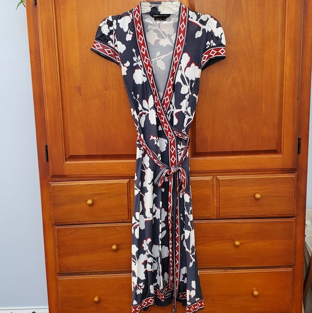 BCBGMAXAZRIA Floral Wrap Dress, Size XXS - Picture 1 of 7